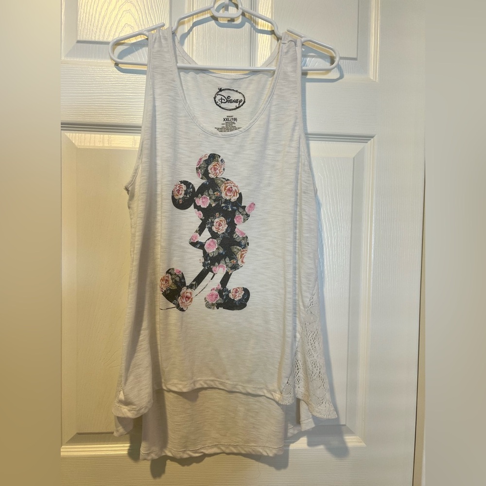 Disney White Graphic Tank Top Relaxed Fit. Floral Mickey. Size XXL